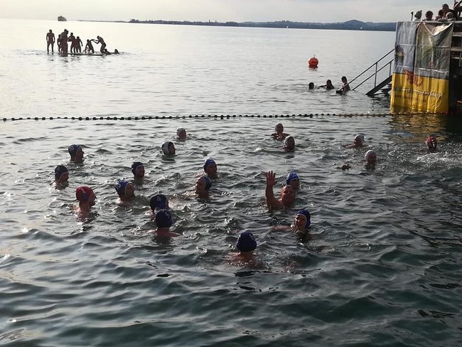 Promi Wasserballspiel